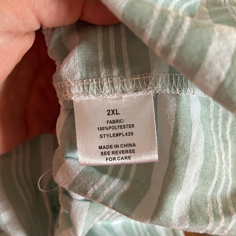 NWOT Pink Lily Sage Look Past The Future Smocked Blouse - Picture 7 of 11